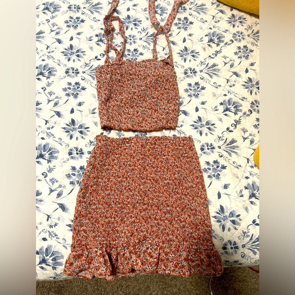 Abercrombie & Fitch two-piece set.